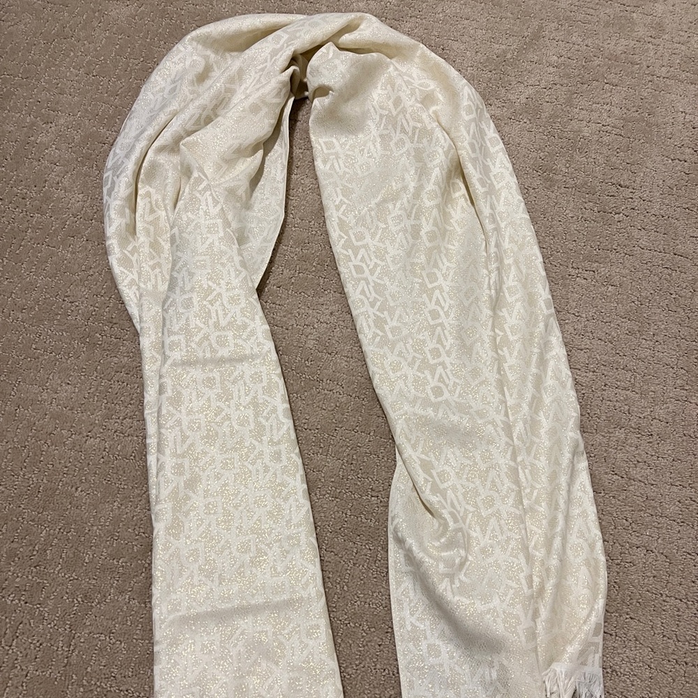 DKNY scarf - NWOT!